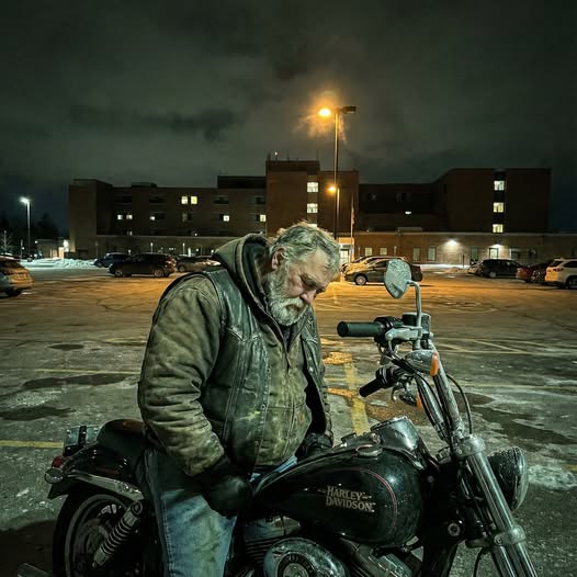 Hospital banned this biker from his dying wife&rsquo;s room because he couldn&rsquo;t pay the $89,000 bill they demanded upfront.