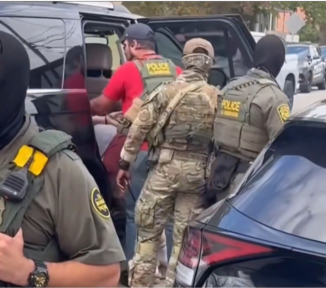 Tense DHS Standoff in Waukegan, Illinois Sparks Debate Over Compliance and Enforcement